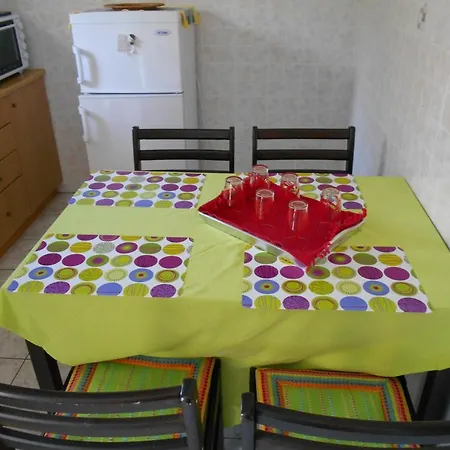 Appartement Karmiris And
